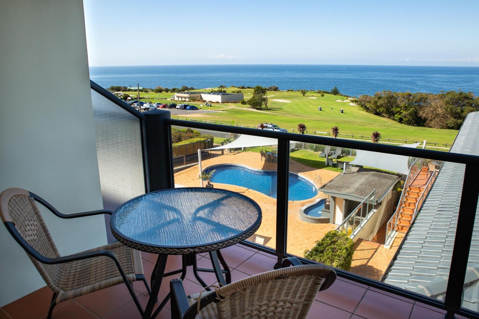 Amooran Oceanside Apartments&Motel Narooma Buitenkant foto