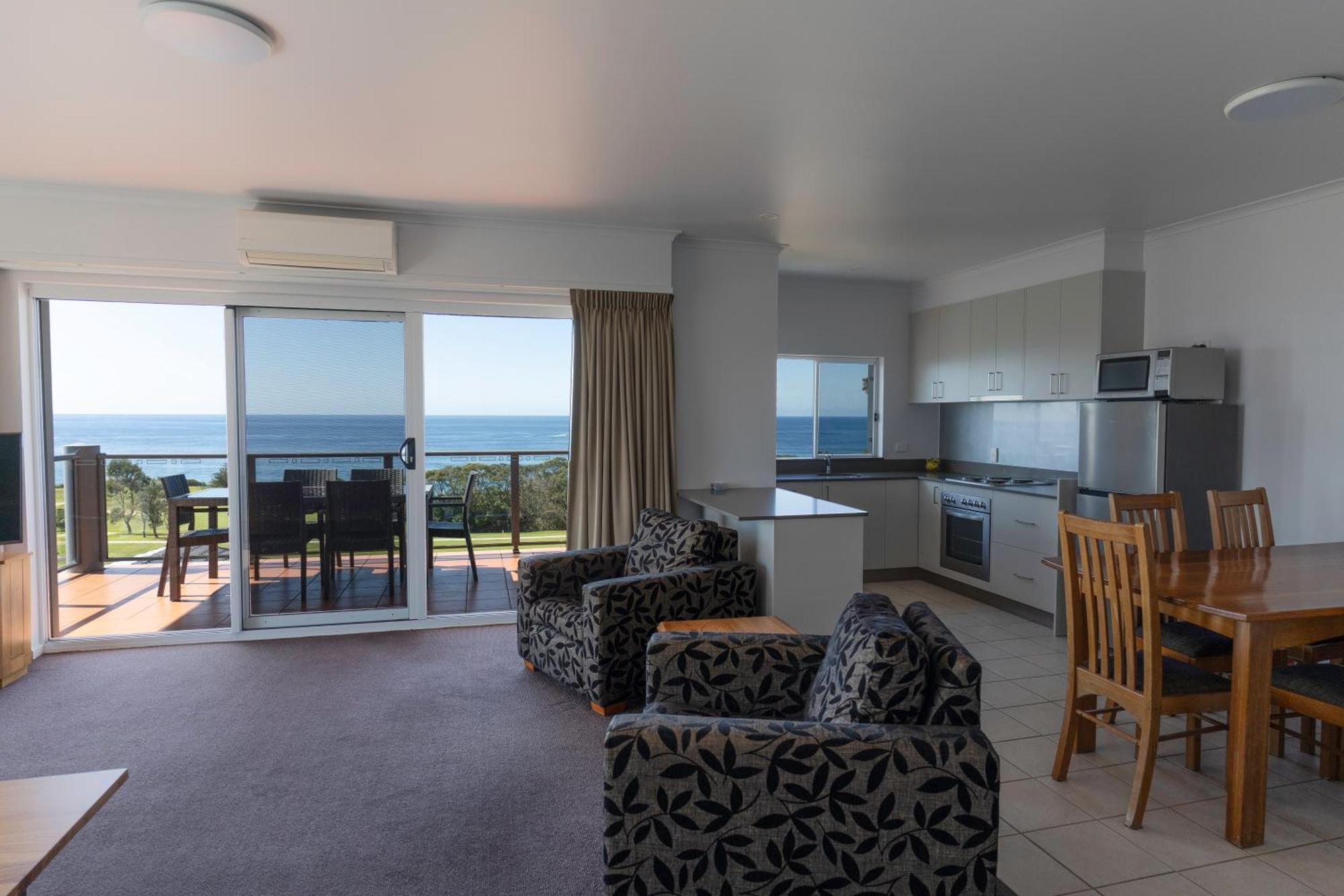 Amooran Oceanside Apartments&Motel Narooma Buitenkant foto